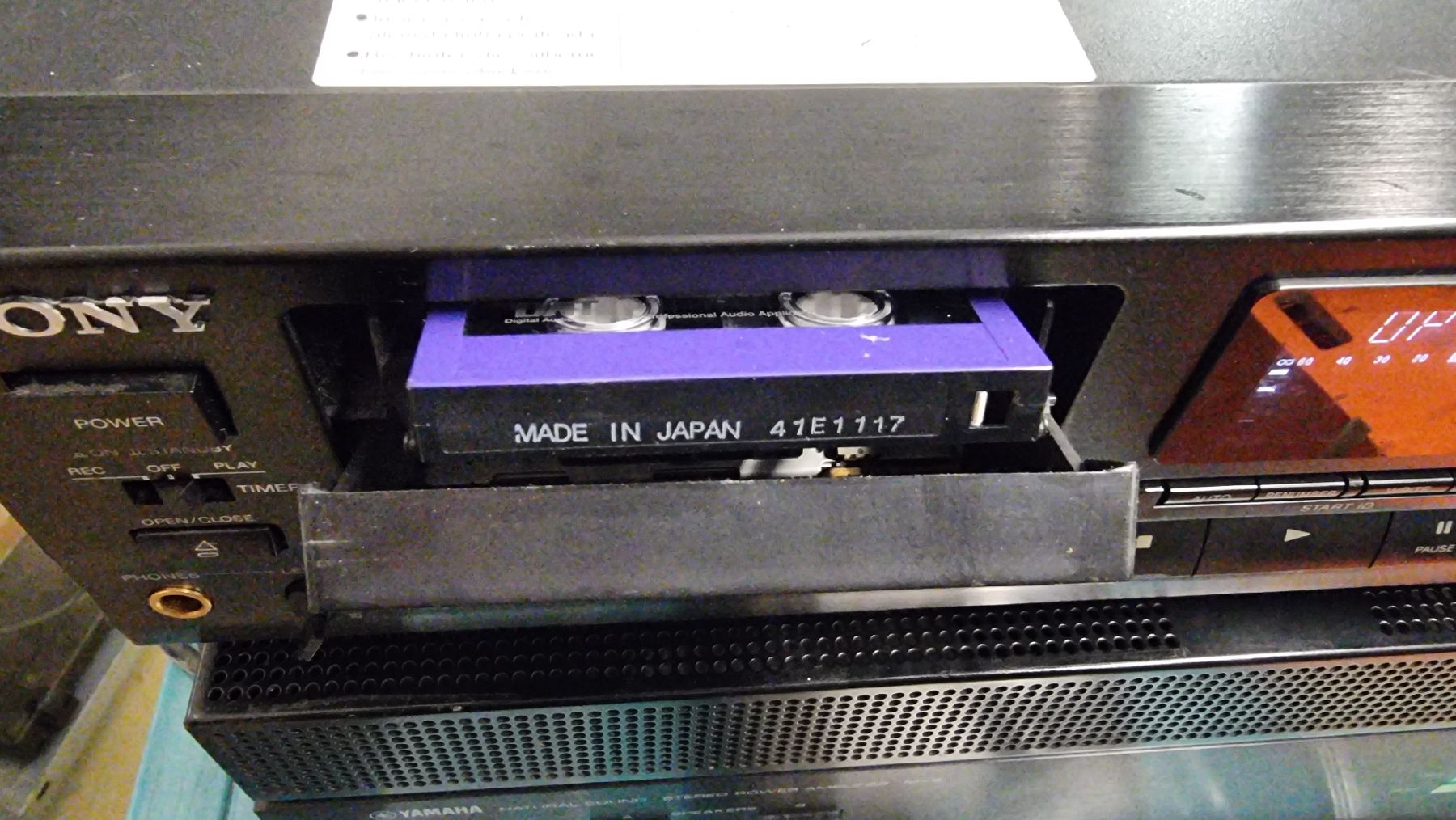 Sony Registratori: Sony DAT DTC-690 – Usato da Schöfflisdorf venduto da Silvervintage.CH 3