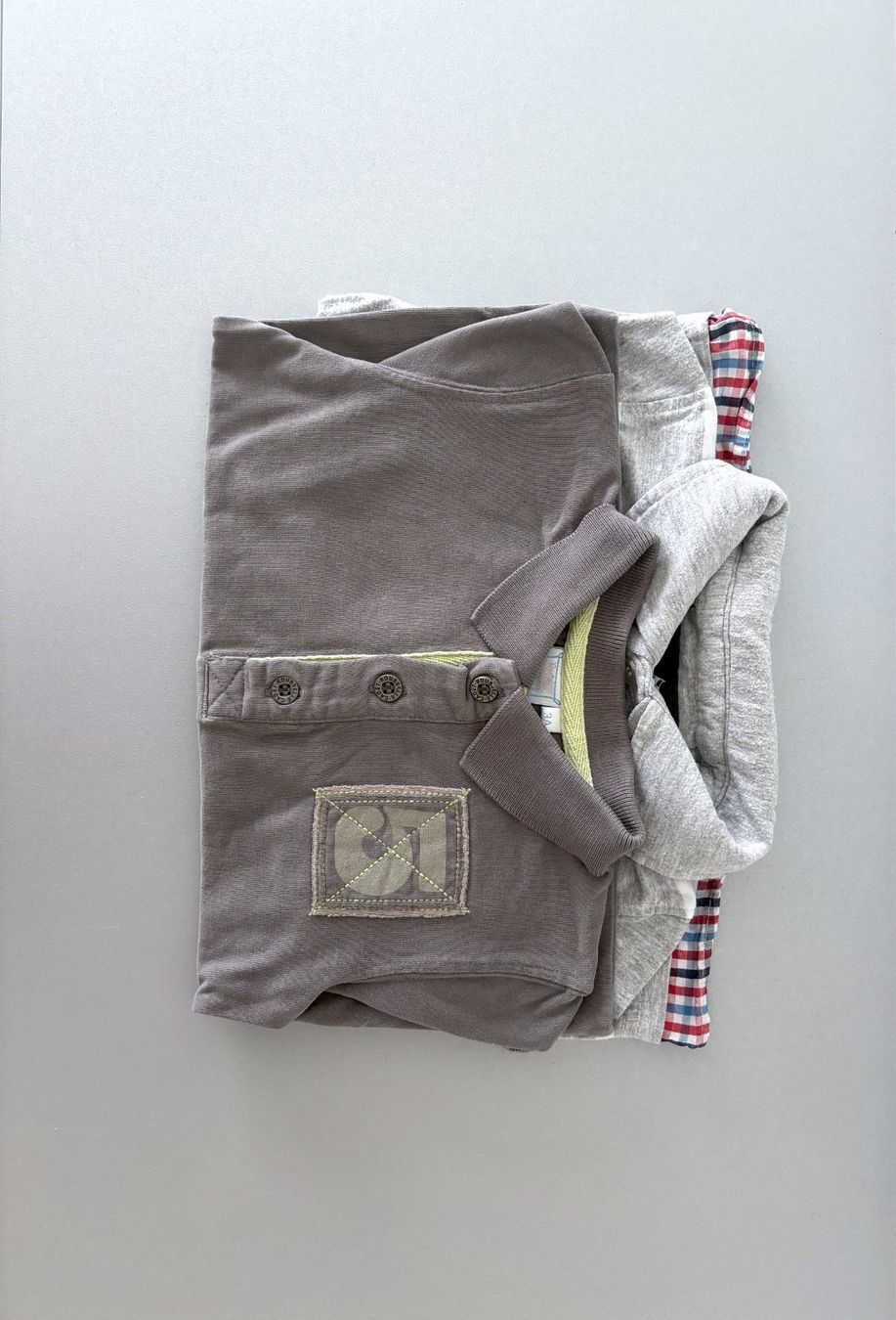 Camicie, T-shirt & Polo: Shirt Langarm Poloshirt Grösse 98 Baumwolle – Usato da Holzhäusern ZG venduto da paula_w