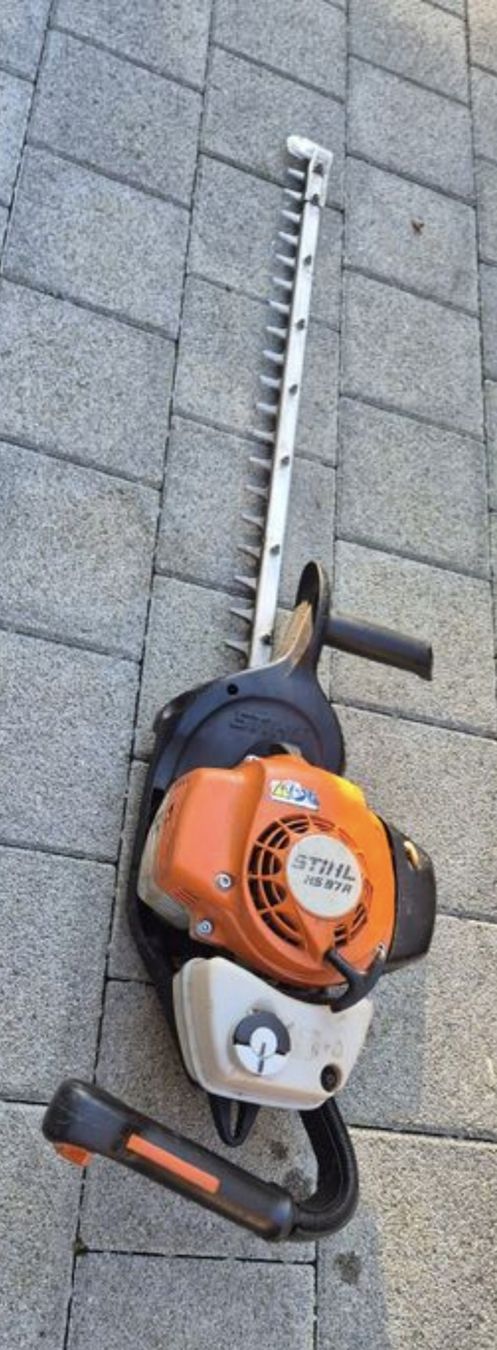 Stihl Tutte le macchine: Stihl HS 97R – Usato da Grenchen venduto da Hz.