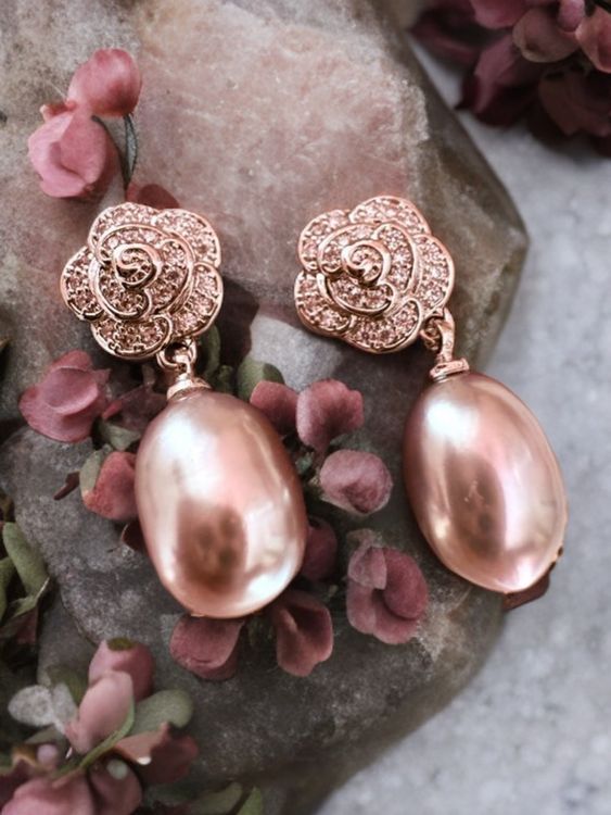 Rosy roses - Boucles d'oreilles fleurs perlées main image 0