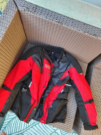 Motorradjacke IXS rot/schwarz  guter Zustand. Grösse S M.