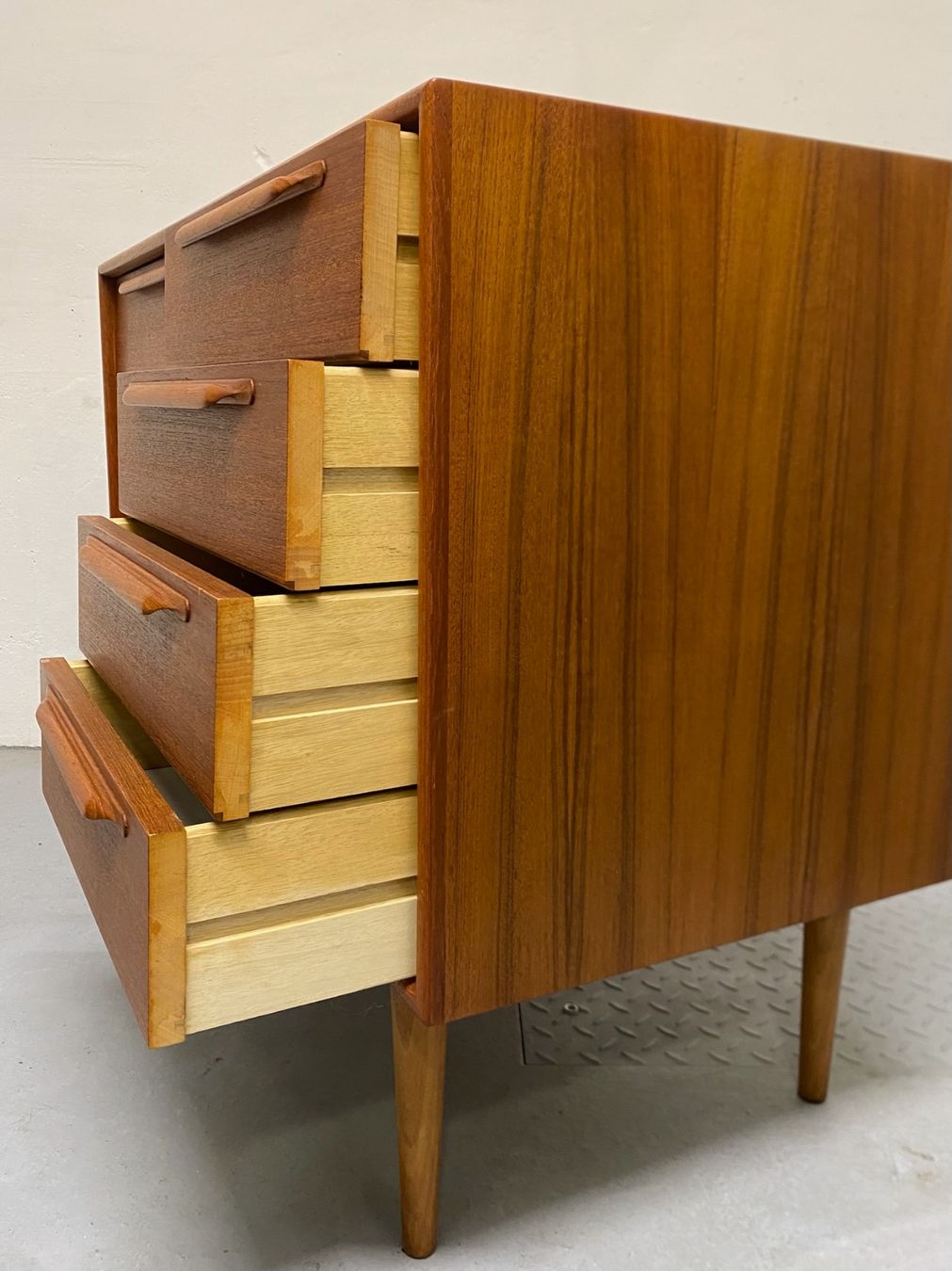 Cassettiere: Teak Kommode Riestenpatt Denmark MidCentury 60s – Usato da Basel venduto da MidMod20C 8