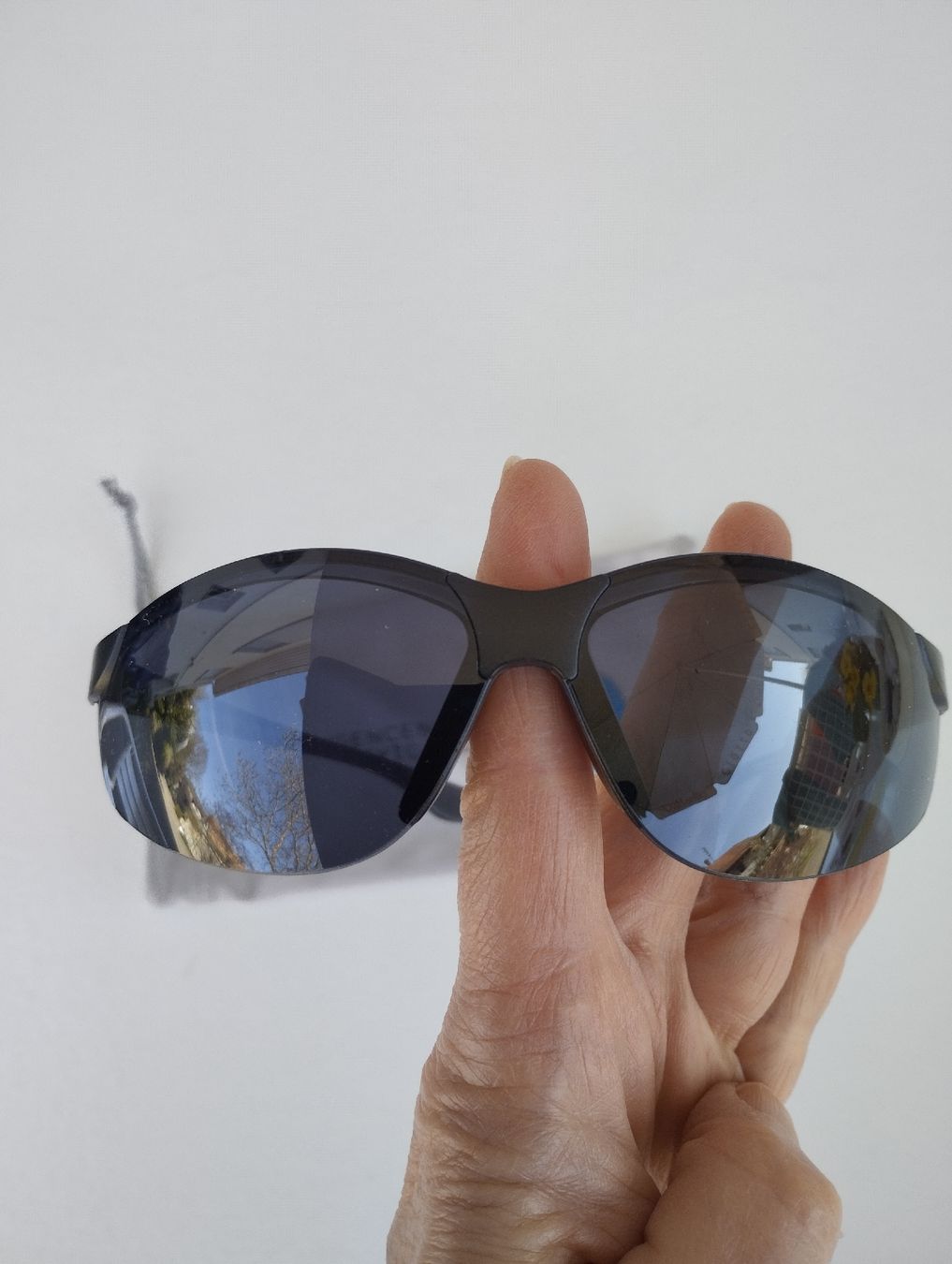 Brillen & Gläser: Sonnenbrille NEU – Neu und originalverpackt aus Ostermundigen von Dinge1 6