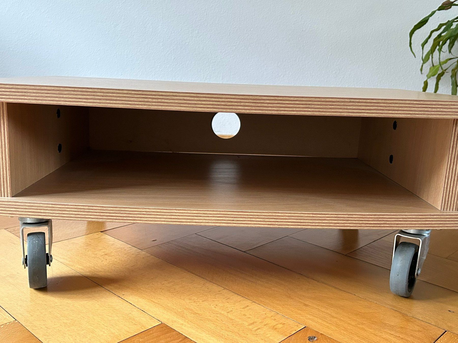 Mobili TV: HiFi Möbel / TV-Tisch – Usato da Grüningen venduto da daiichi 1