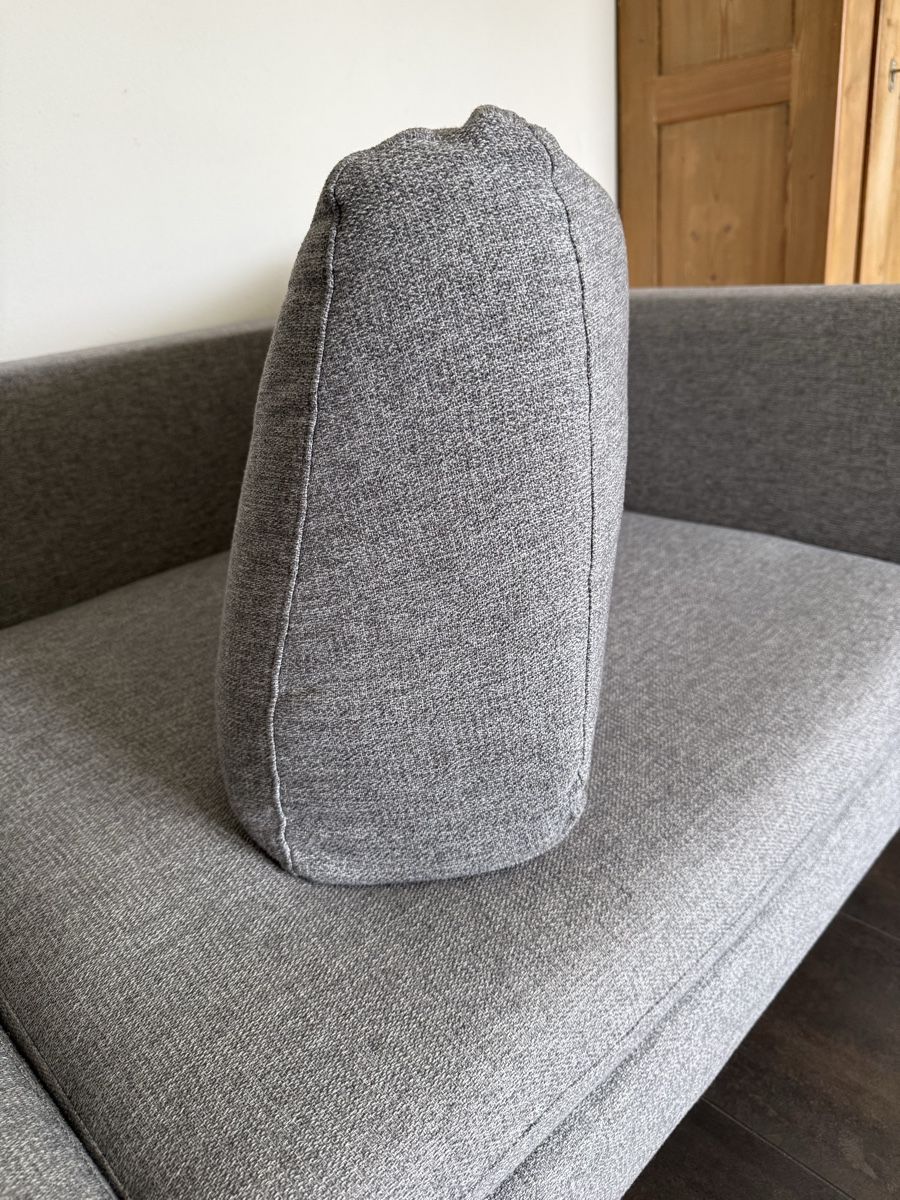 Interio Sofas: Stoff-Sofa – D'occasion à Näfels par man_wl6x 2