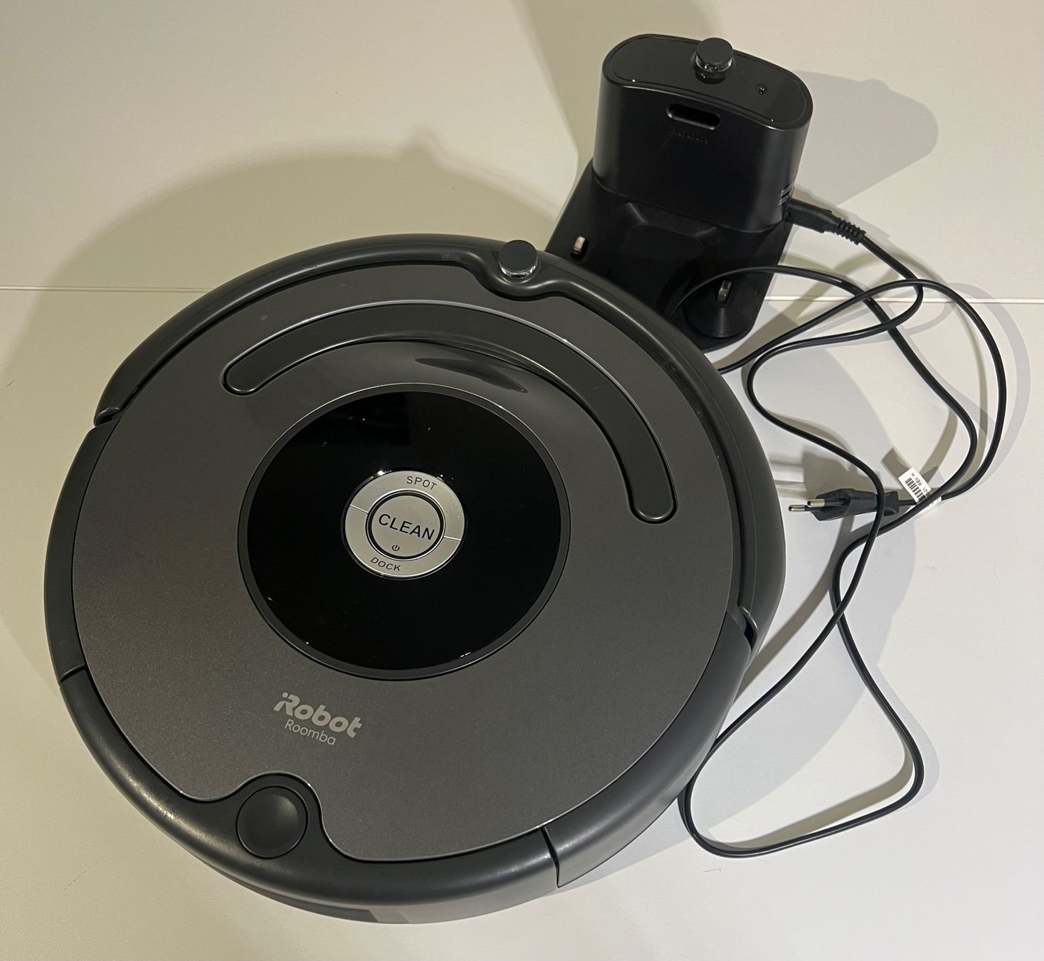 Irobot Staubsauger & Zubehör: iRobot Roomba gris – Gebraucht aus St-Pierre-Clages von ste_xk6p 1