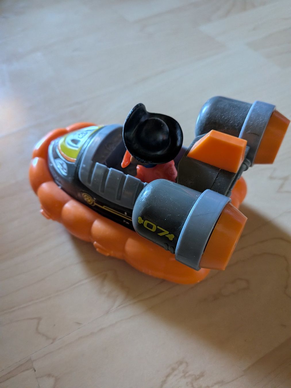 Giocattoli: Paw Patrol Hovercraft mit Figur gebrauchter Zustand – Usato da Einsiedeln venduto da Nadin27 1