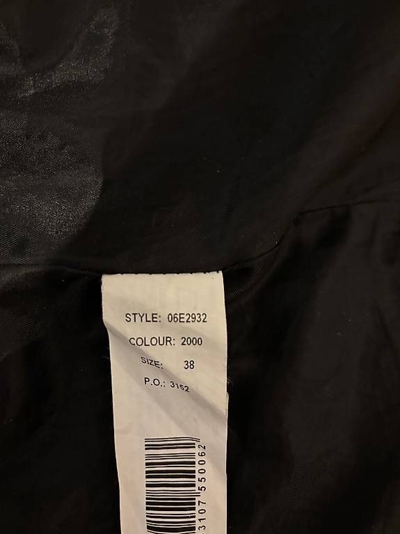 Cappotti: Desigual Trenchcoat Grösse 38 – Usato da Riaz venduto da economie_circulaire 2