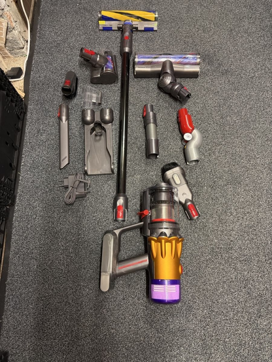 Dyson Aspirapolveri & Accessori: Dyson v12 detect slim absolut  – Usato da Landquart venduto da Nnf007 4
