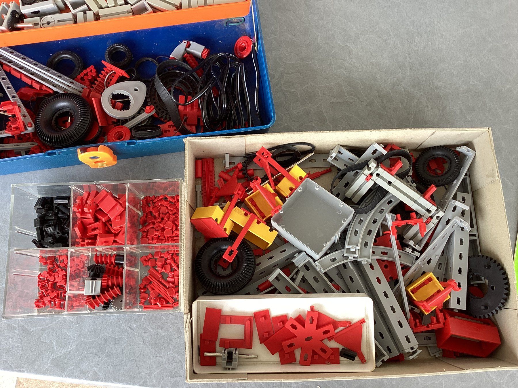 Fischer Kit di costruzioni: Fischertechnik Konvolut, diverse Sets, 1970er Jahre – Usato da Steffisburg venduto da mareri 2