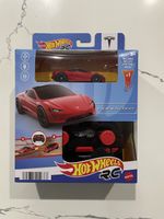 Hotwheels Tesla Roadster ferngesteuert 1:64