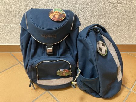 Ergobag-Set blau mit Hunde-Kletties