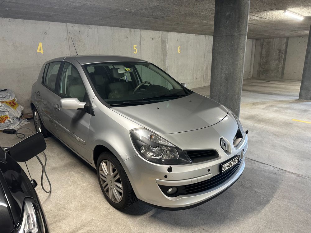 Renault Clio 2.0 16V Initiale