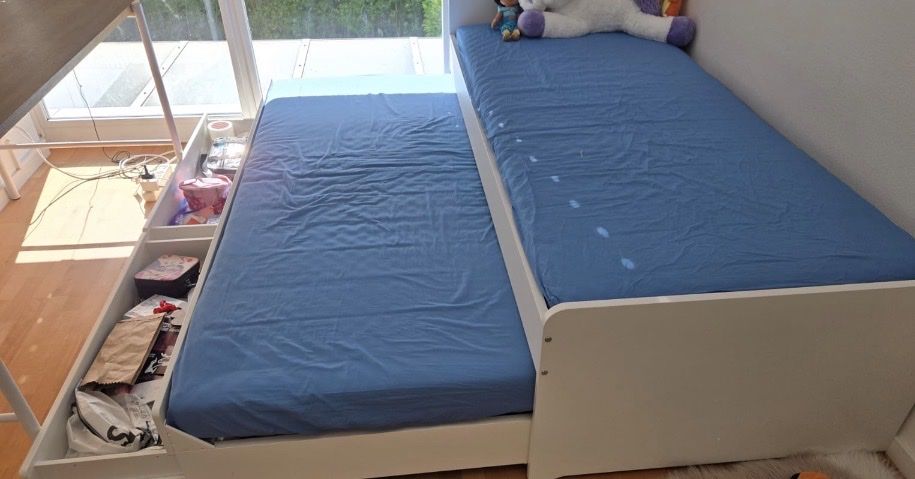Betten: Twin pull-out bed w/ storage drawer – Neu (gemäss Beschreibung) aus Aesch BL von kan_n6p2 1