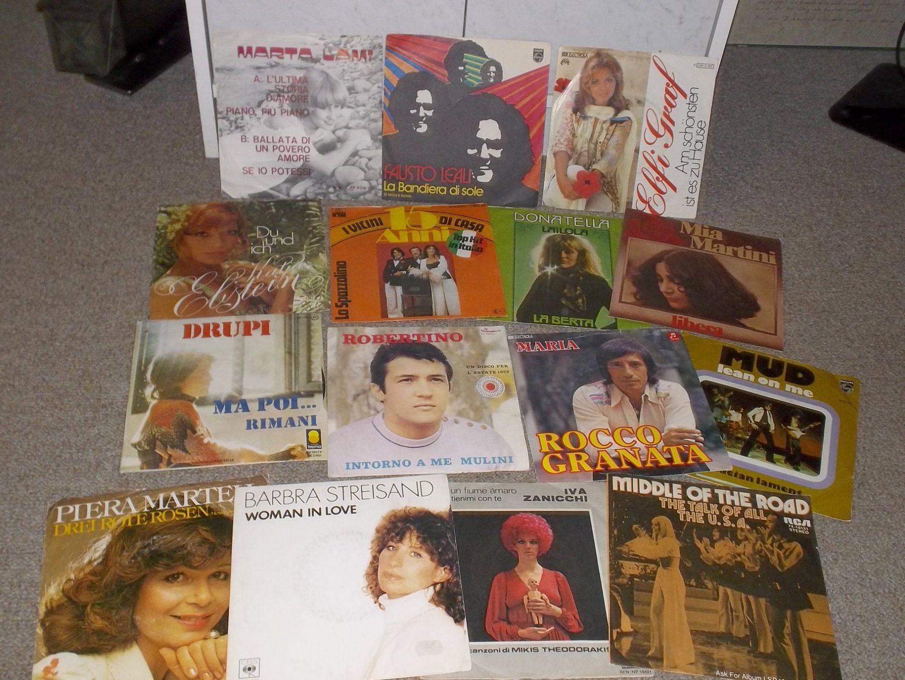 Dischi in vinile: 67 Diverse alte Schallplatten - zum Musik hören oder Basteln – Usato da Kaltbrunn venduto da Cindy99 2