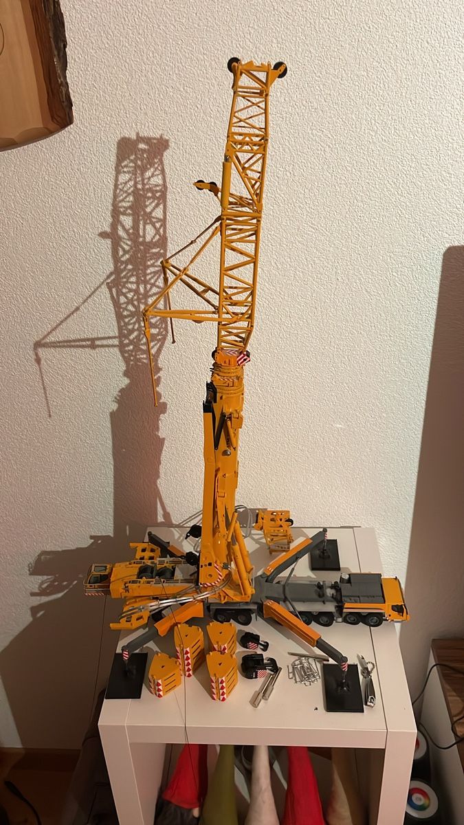 Liebherr Kit di modellismo & Modellini statici: Modell Liebherr LTM 11200 9.1 – Usato da Küssnacht am Rigi venduto da fab_7v7p 5