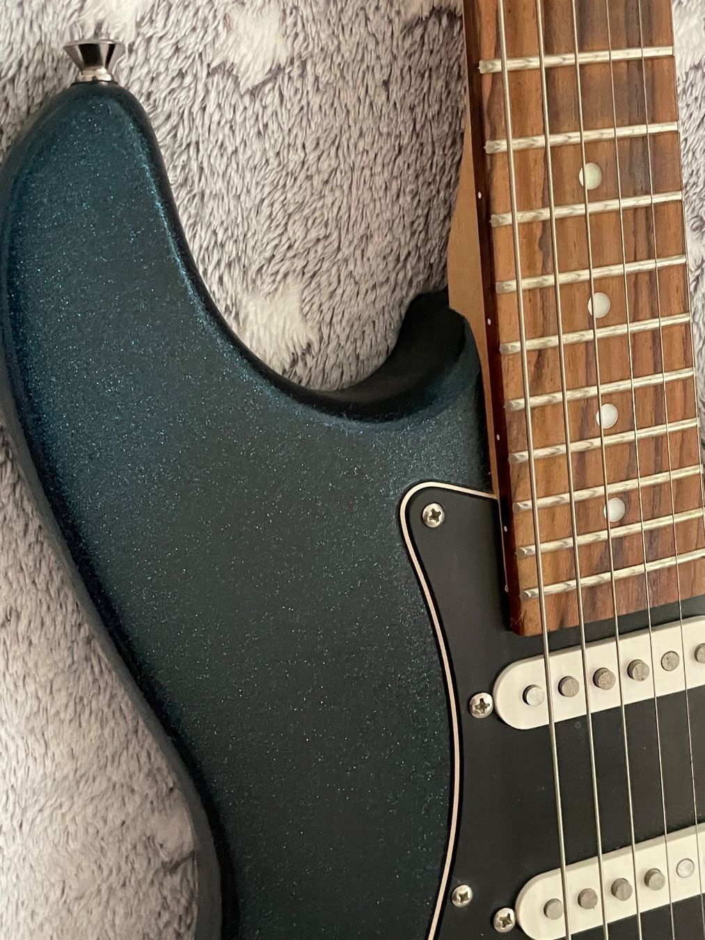 Strumenti musicali: Stratocaster Gitarre Marke nicht bekannt – Usato da St. Gallen venduto da Fruehlings_Putz 1