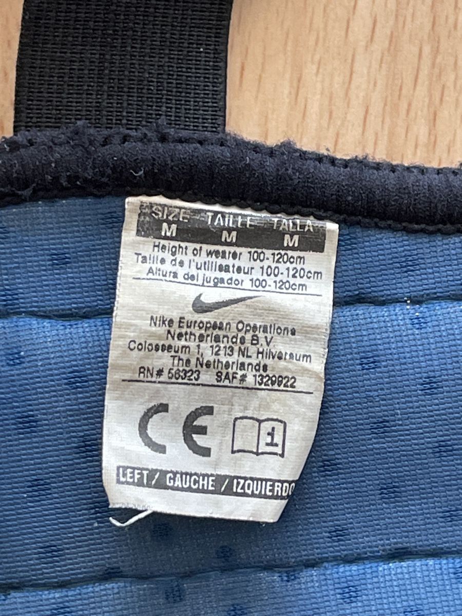 Nike Protezioni & Imbottiture: Fussball Schienbein schoner – Nuovo (secondo la descrizione) da Gossau SG venduto da Krokodil344 2