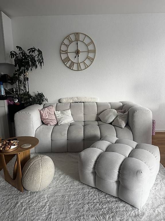 Sofas: Sofa + Pouf – Gebraucht aus Sissach von ila_8l6p