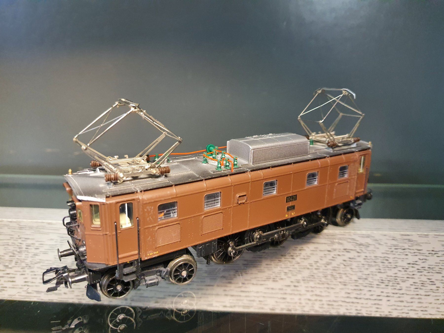Märklin Modellini di ferrovie: MÄRKLIN: SBB Ae 3/6II BRAUN DIGITAL – Usato da Biglen venduto da taunus82