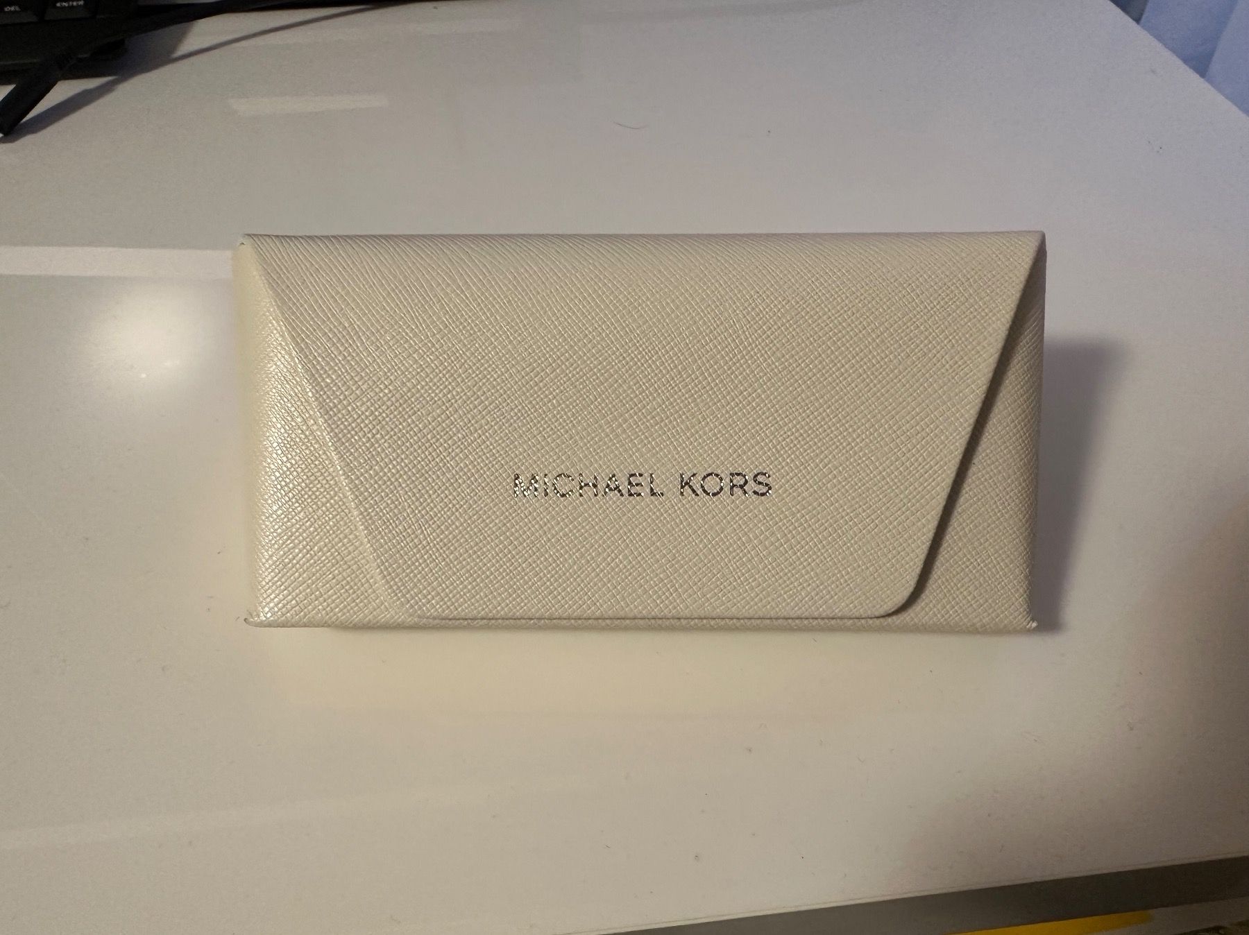Michael Kors Occhiali & Lenti: Michael Kors Sonnenbrille – Nuovo (secondo la descrizione) da Affoltern am Albis venduto da avu_8kpq 5