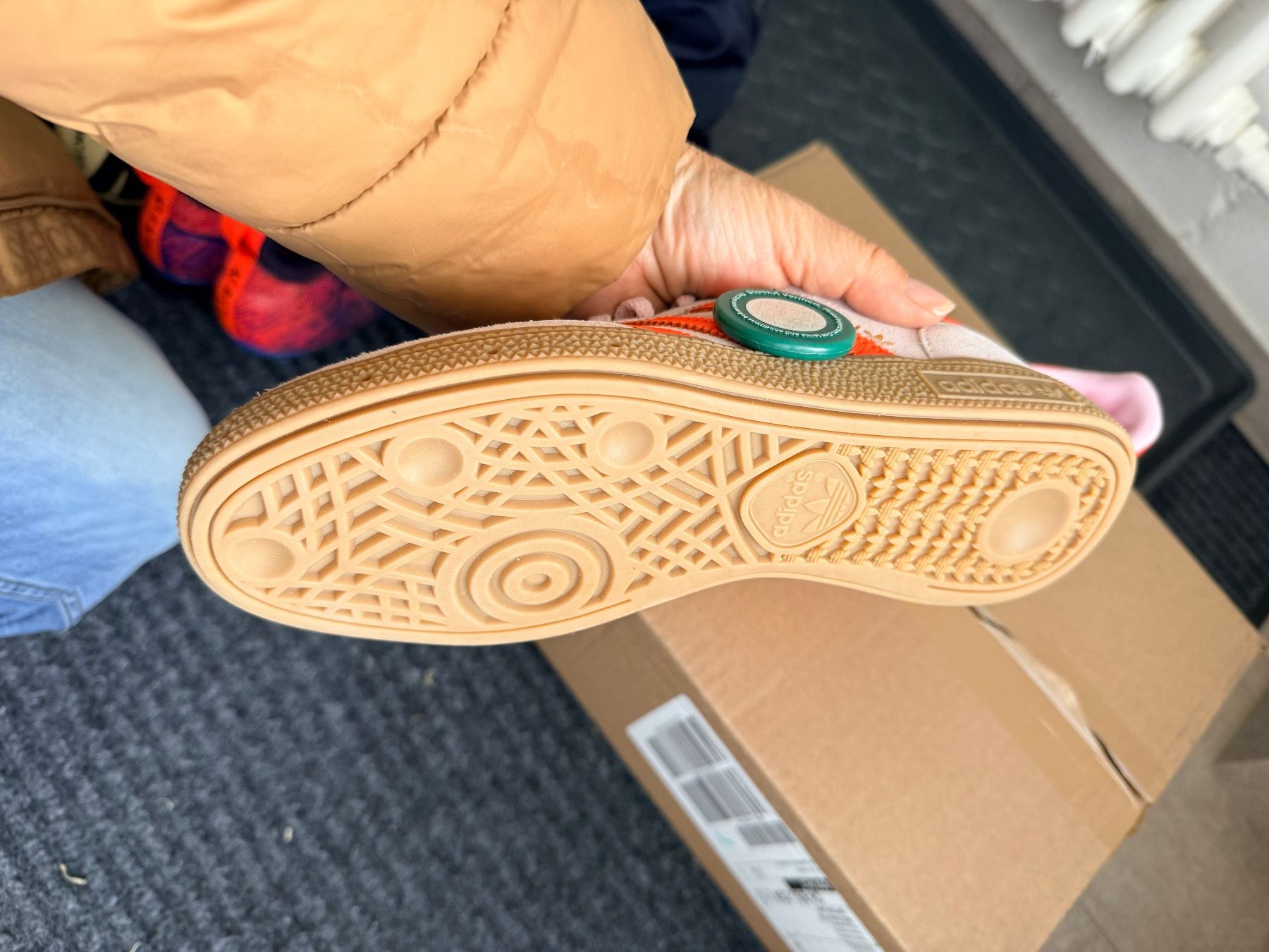 Adidas Scarpe da donna: Adidas Schuhe – Usato da Wattwil venduto da 19Pamela81 1