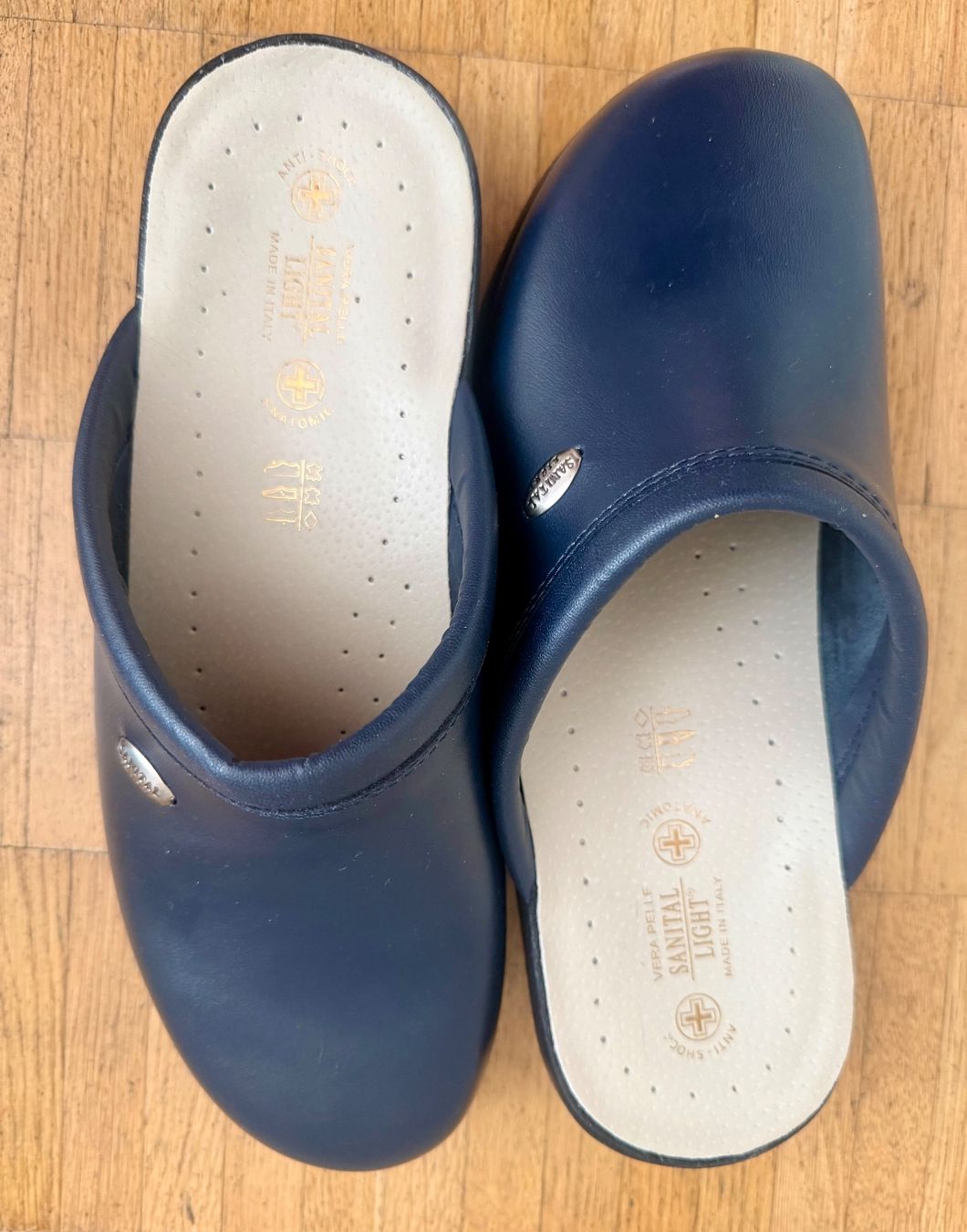 Scarpe da uomo: Neue Hausschuhe Gr. 44 – Nuovo (secondo la descrizione) da Zürich venduto da giovannisp 1