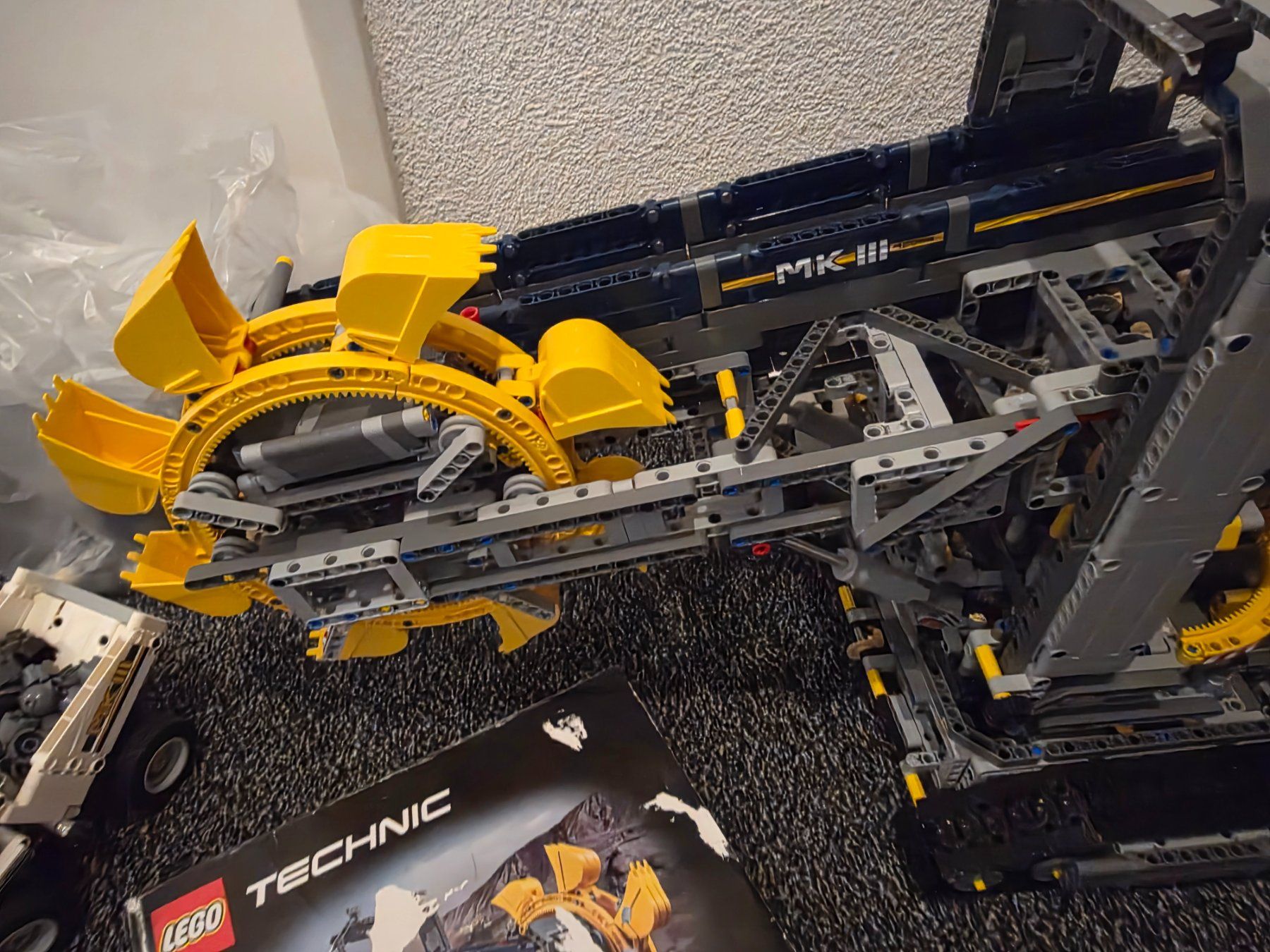 Technics Kit di costruzioni: Lego Technic Schaufelradbagger 42055 – Usato da Seuzach venduto da Tadpeyn 3