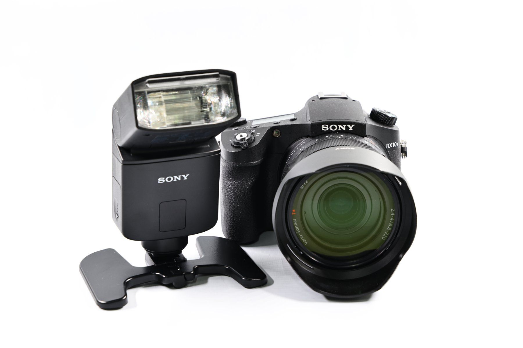 Sony Fotocamera: Sony Bridge RX10 III mit externen Blitz – Usato da Galgenen venduto da Fmg 4