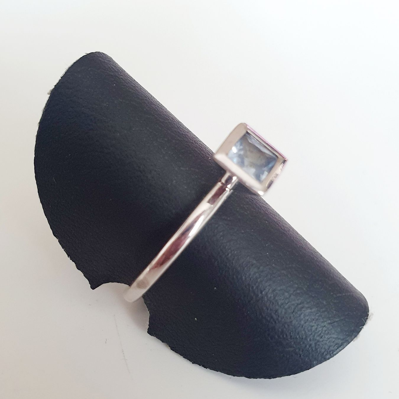 Bagues: Ring Silber 925 mit hellblauem Stein Grösse 16,2 mm – D'occasion à Kreuzlingen par Wunderkiste123 5