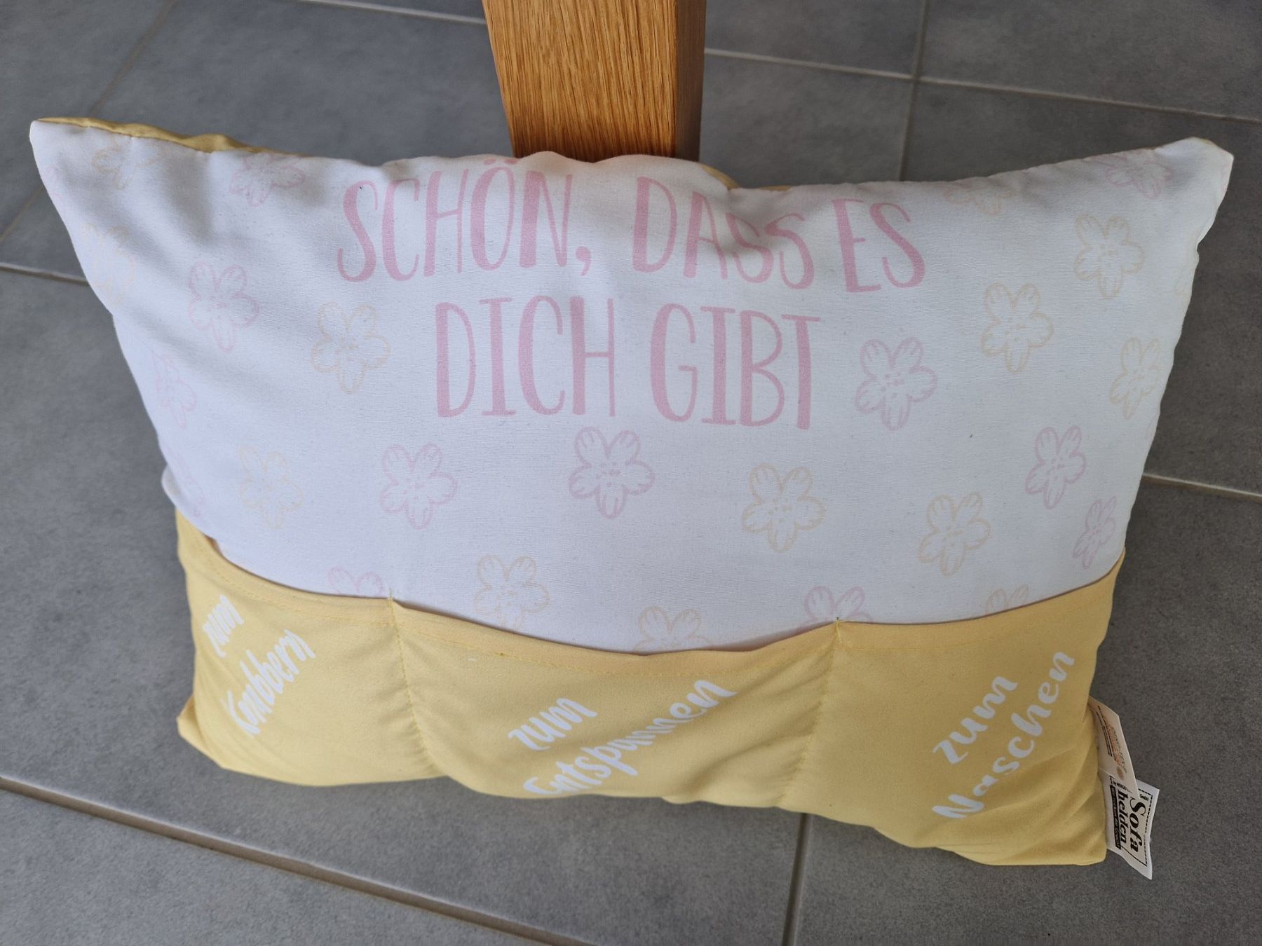 Kissen: Zierkissen – Gebraucht aus Unterkulm von vab_6zcd 1