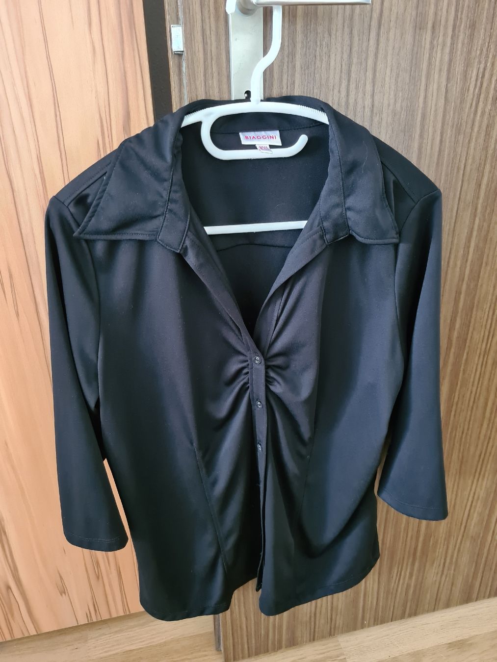 Chemisiers: Bluse Schwarz Damen Grösse 46 – D'occasion à Langenthal par Polarisstern