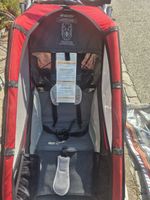 Chariot Kinderanhaenger guter Zustand mit Zubehoer