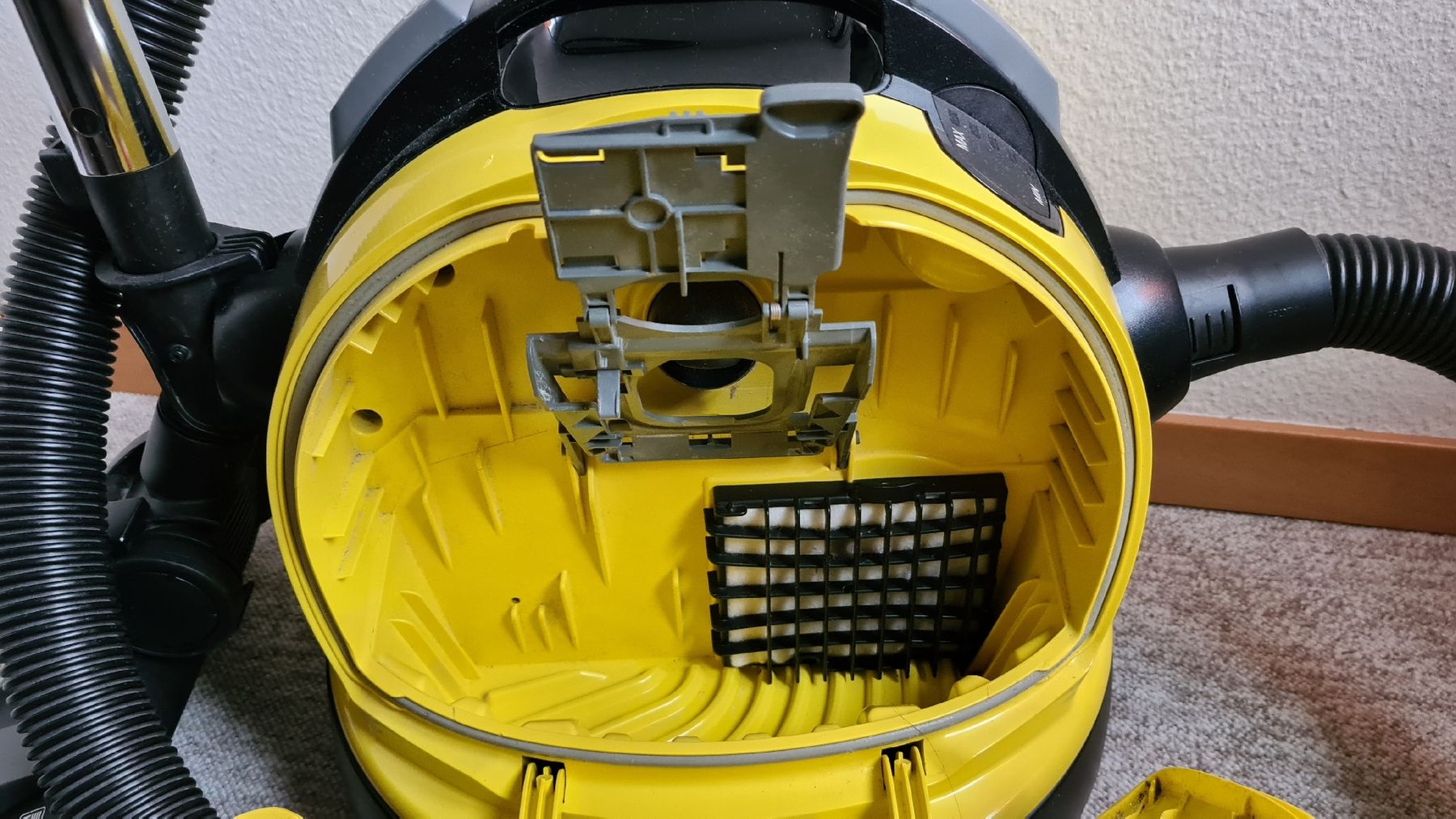 Kärcher Aspirapolveri & Accessori: Kärcher Staubsauger VC 6 Premium – Usato da Olten venduto da daxfox 2