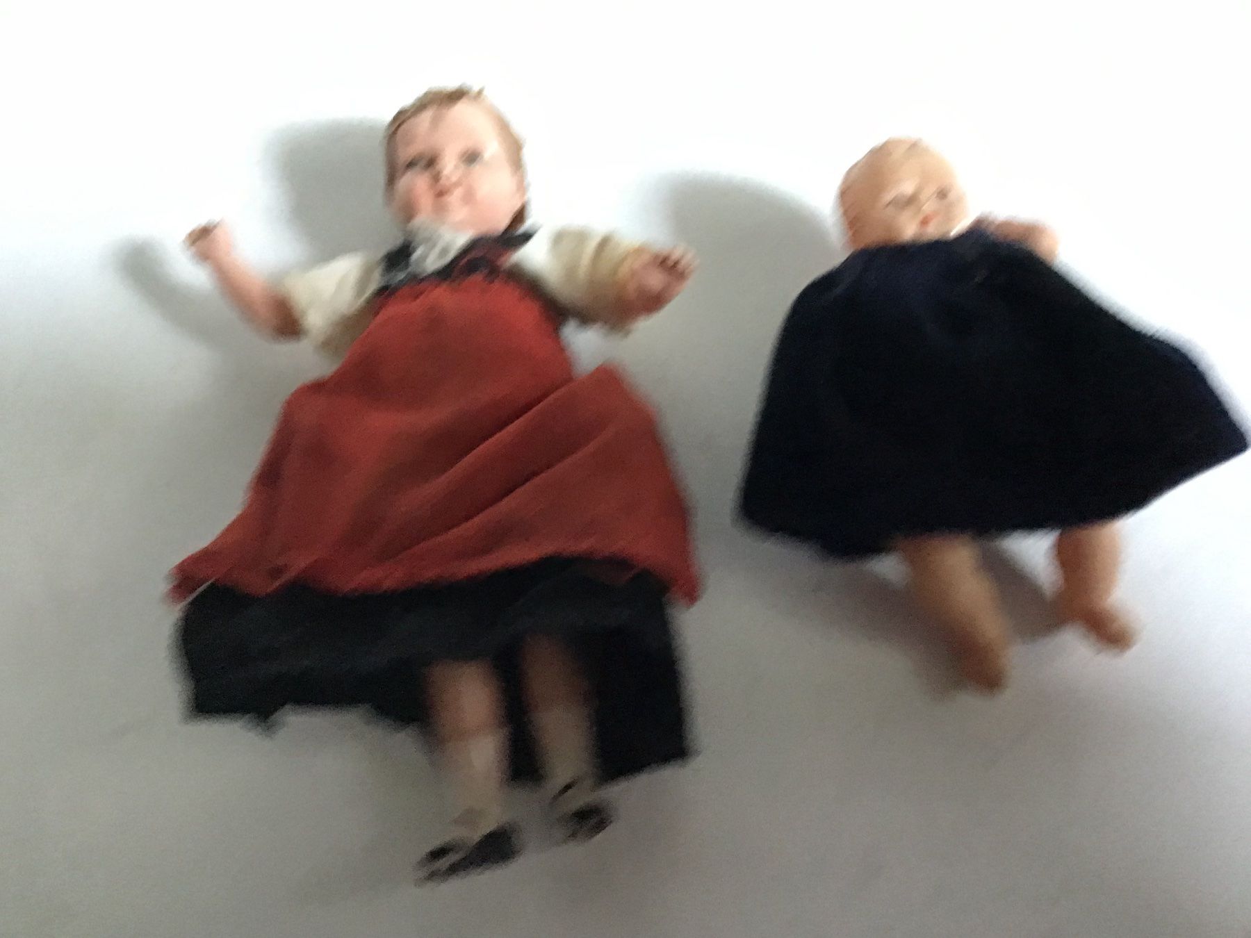 Puppenhäuser & -möbel: Antike Puppenstubenmöbeli – Gebraucht aus St. Gallen von Goldlilly 3
