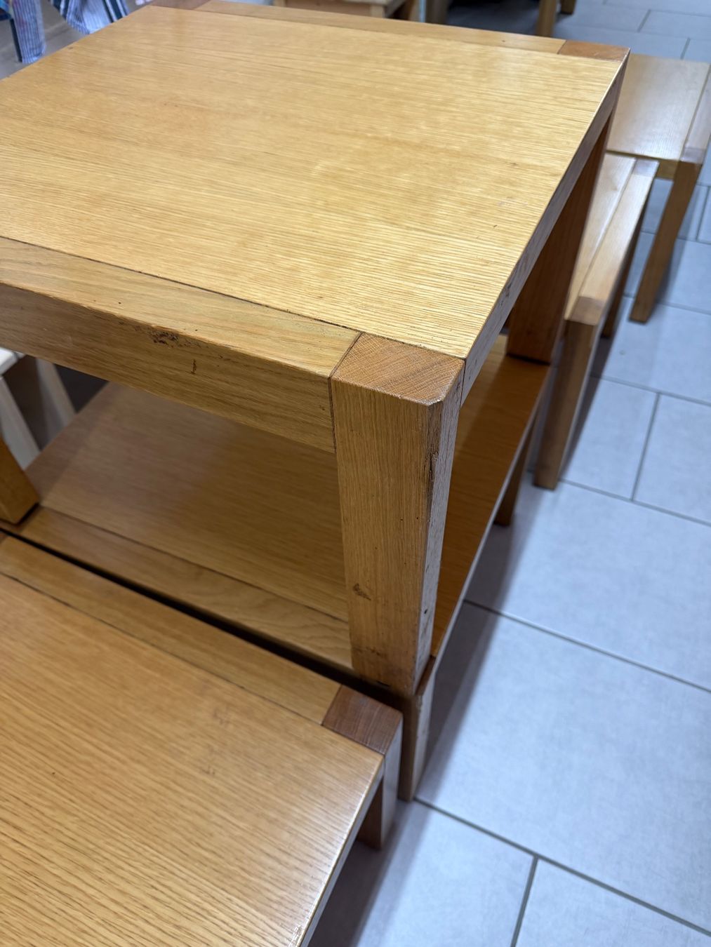 Tische: Kleine Holztische – Gebraucht aus Frauenkappelen von 070179 2