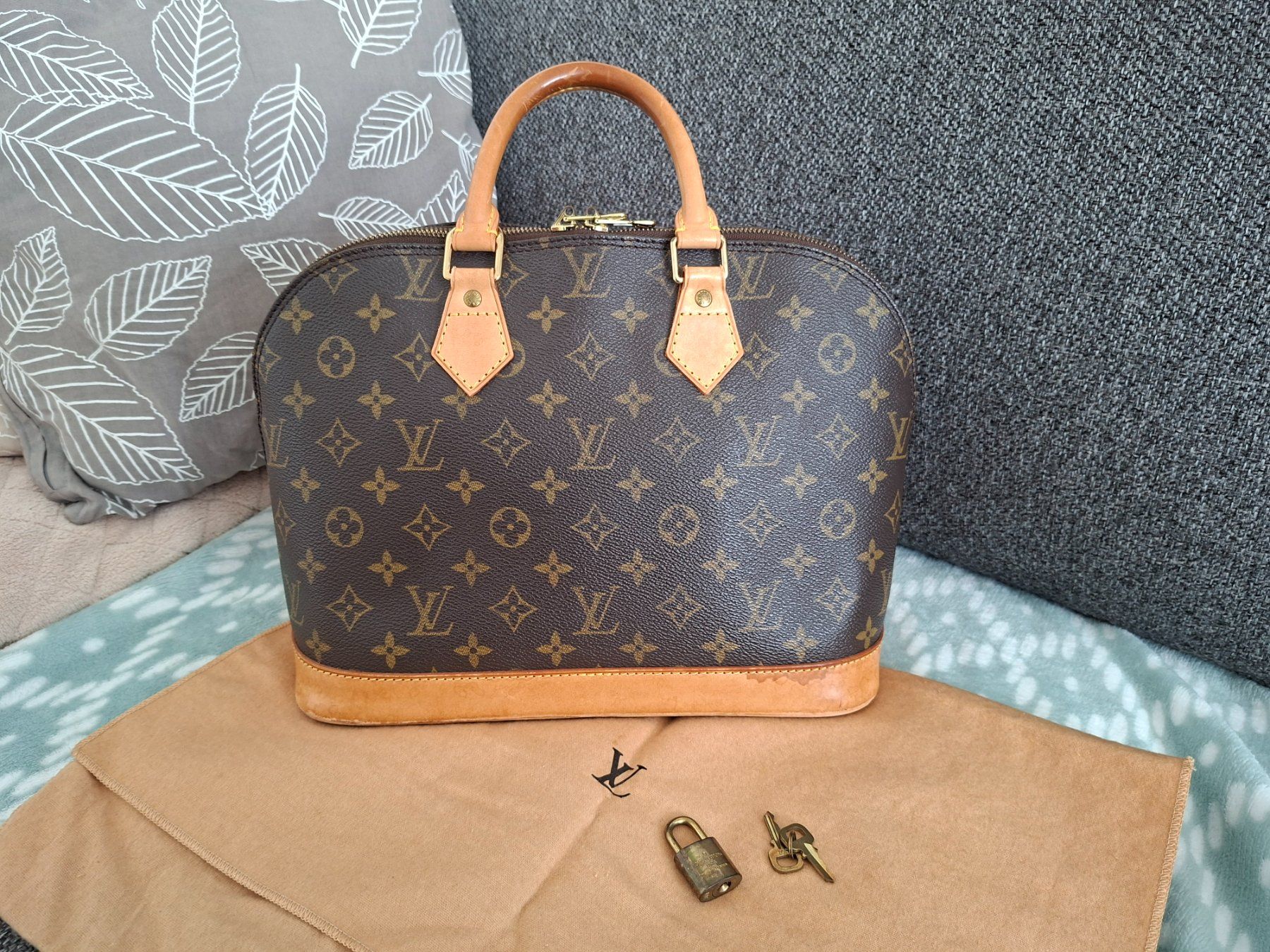 Louis Vuitton Borse da donna: Louis Vuitton Alma Monogram/Handbag/Tasche!! – Usato da Goldach venduto da mamakotzi 1