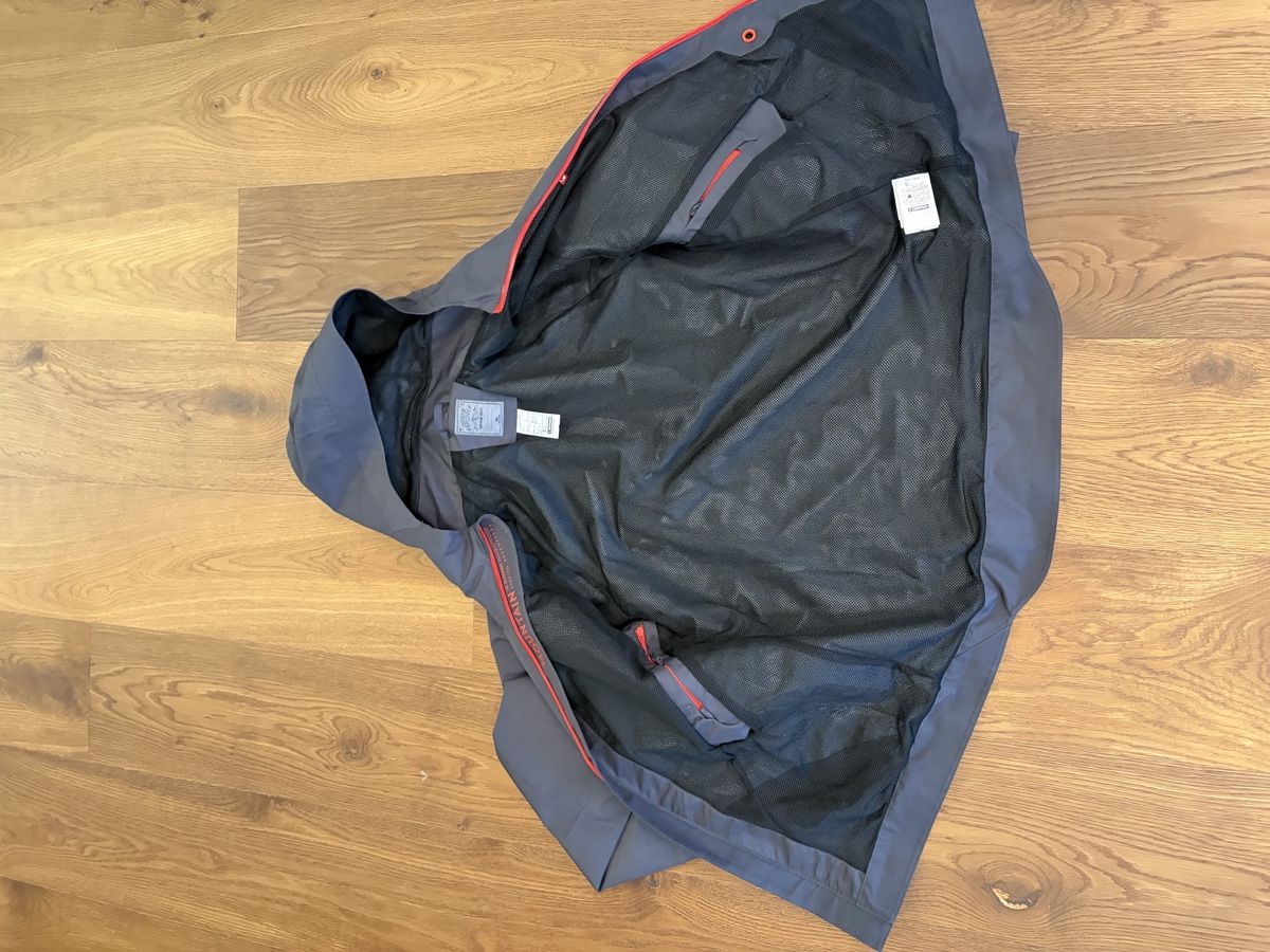 Decathlon Vestes: Hardshell Quechua Regenjacke Gr. S / 151-160 – Neuf (Voir description) à Thalwil par Counterdude 8