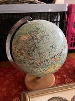 charmanter Globus Durchmesser 18 cm 1965