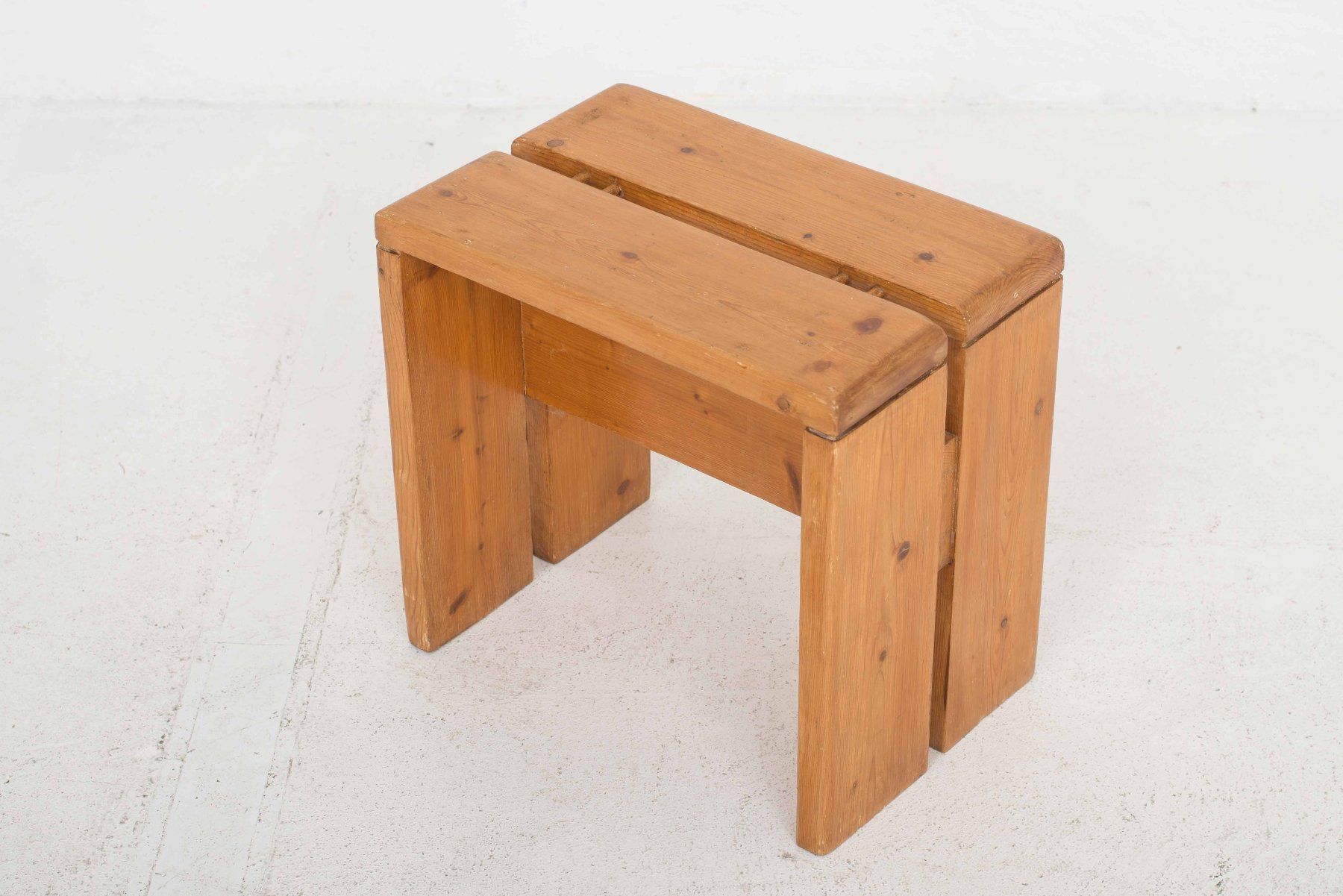 Sgabelli: Charlotte Perriand les Arcs Hocker – Usato da Zürich venduto da STUZH38 3
