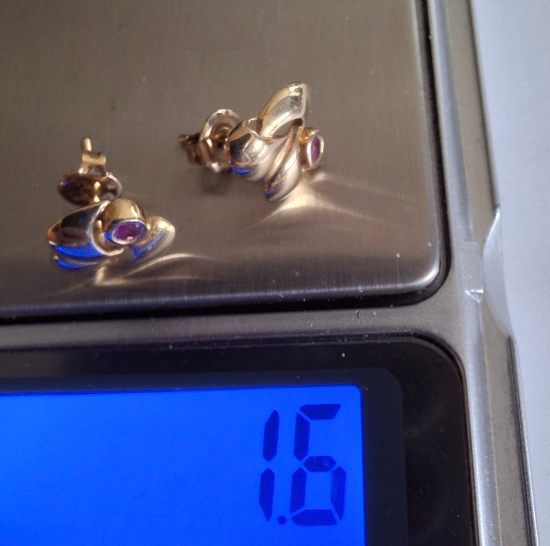 Orecchini pendenti & Orecchini a lobo: Ohrstecker gold, vintage – Usato da Weggis venduto da daisyflower 6