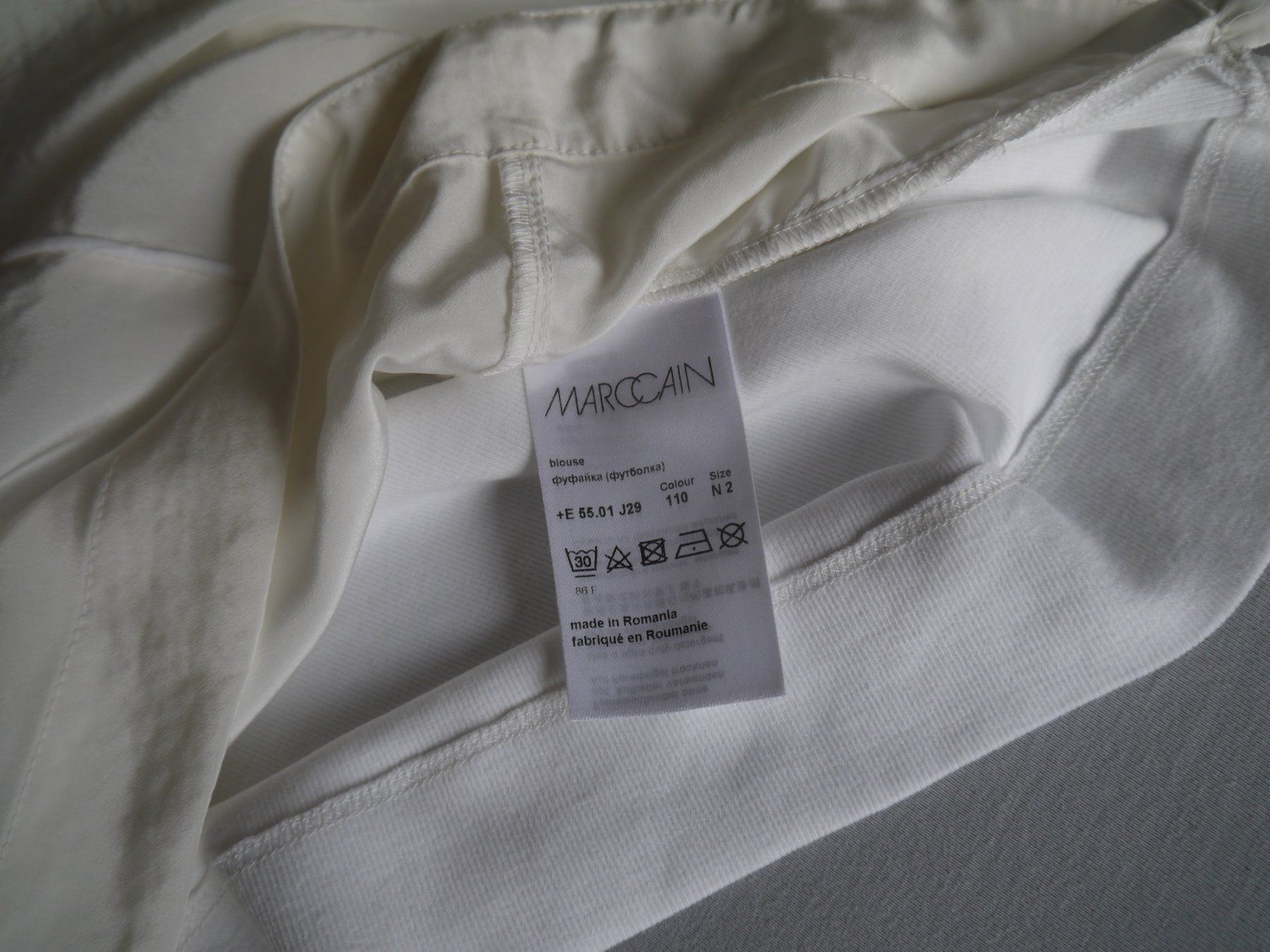 Marc Cain Camicette: Marc Cain Bluse N2 – Usato da Hagendorn venduto da Blaf 2