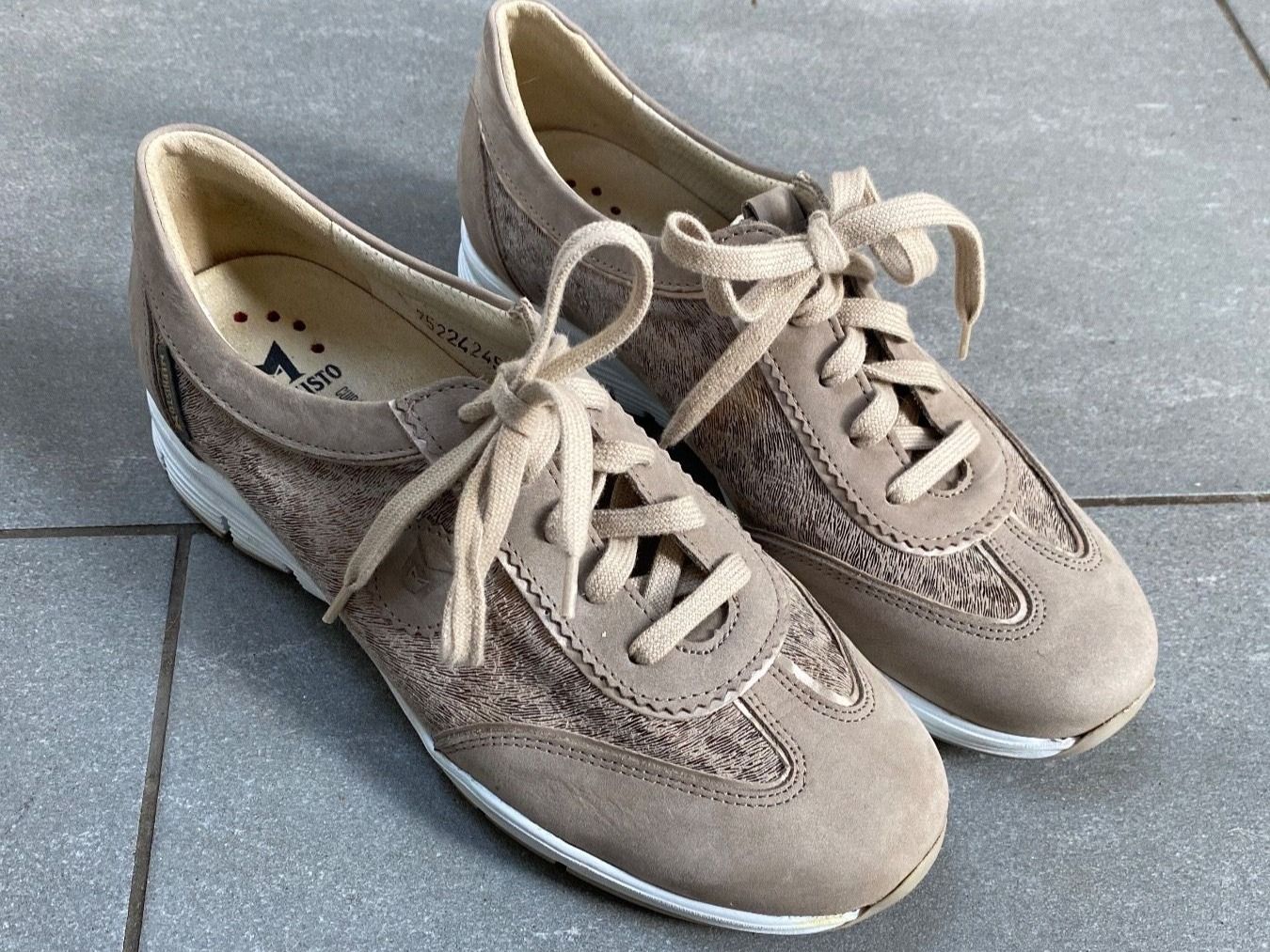 Mephisto Scarpe da donna: Mephisto Schuhe Gr. 37, neuwertig – Usato da Iseltwald venduto da Waldisch 1