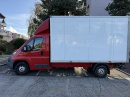Fiat Ducato Kastenwagen mit Hebebühne