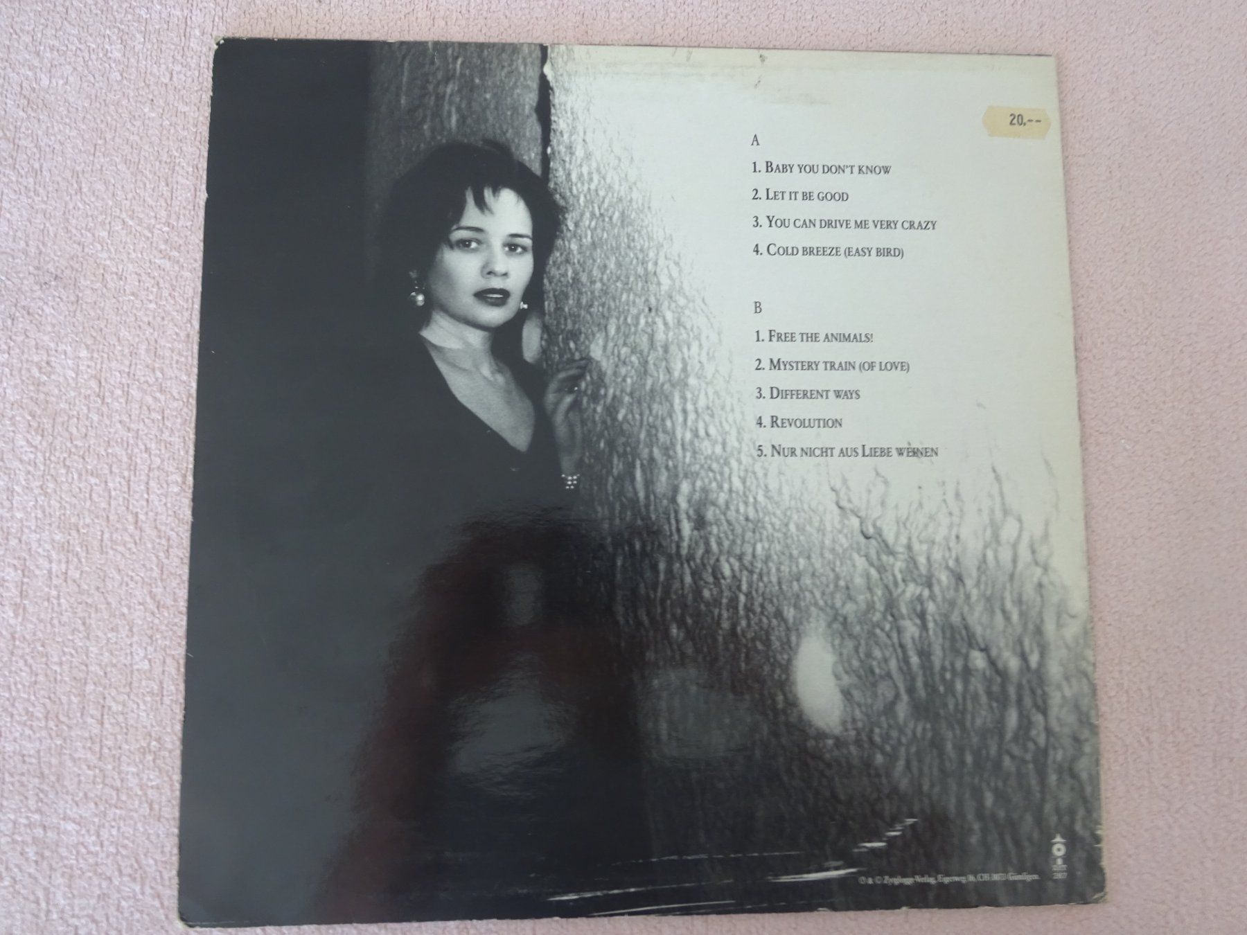 Dischi in vinile: VERA KAA ** DIFFERENT WAYS – Usato da Luzern venduto da xrayspex99 2