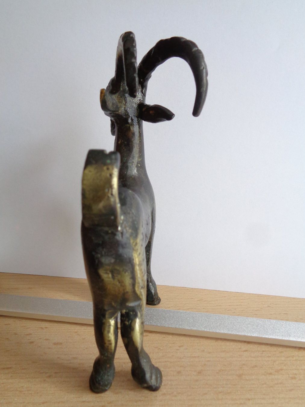 Statuette: ALTE FIGUR STEINBOCK BRONZE ? TIERFIGUR – Usato da Henggart venduto da Pascha22 3