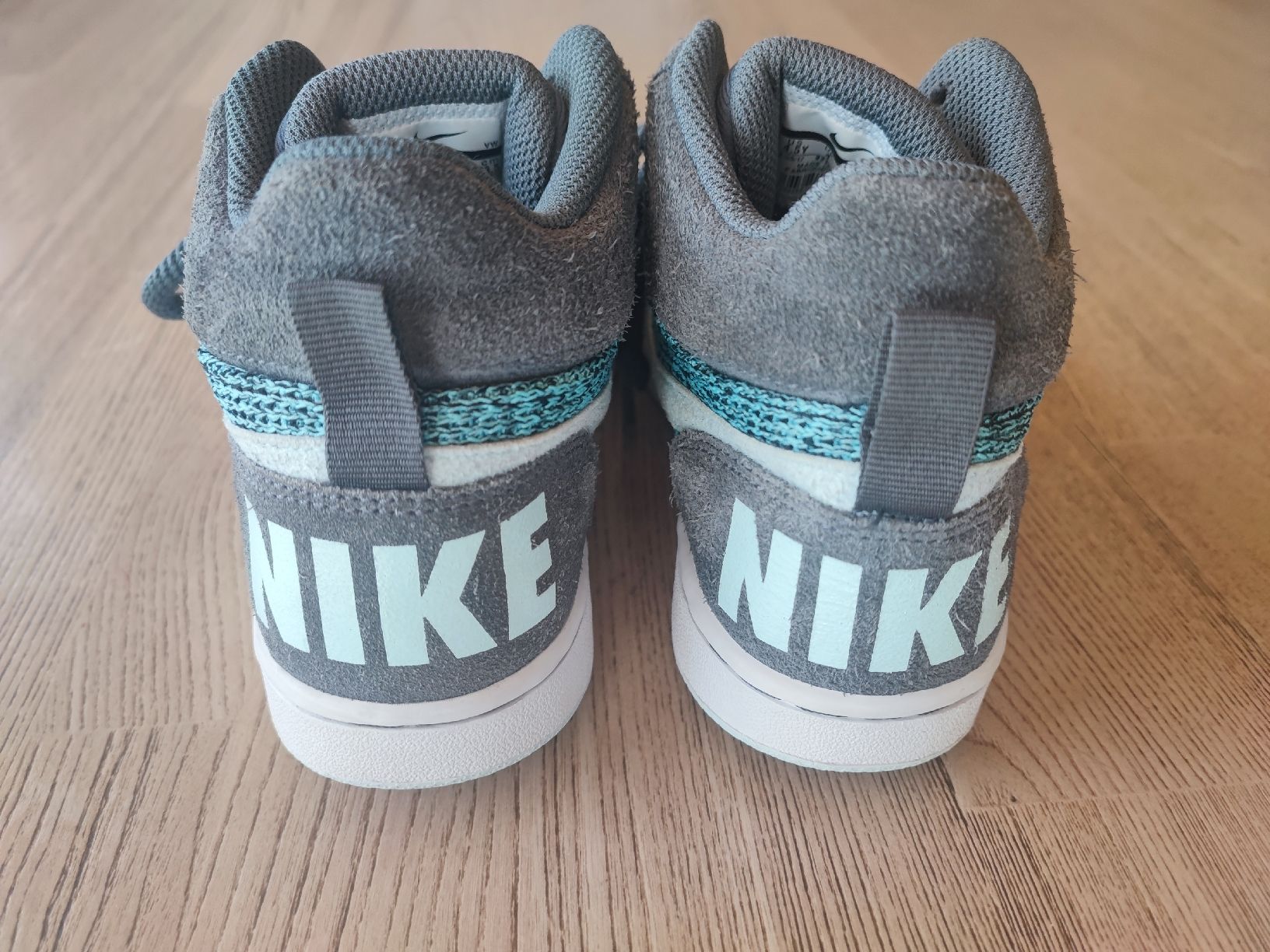Nike Scarpe da uomo: coole Nike Sneaker (Midsneaker), Gr. 36.5 – Usato da Spiez venduto da passion4dogs 3