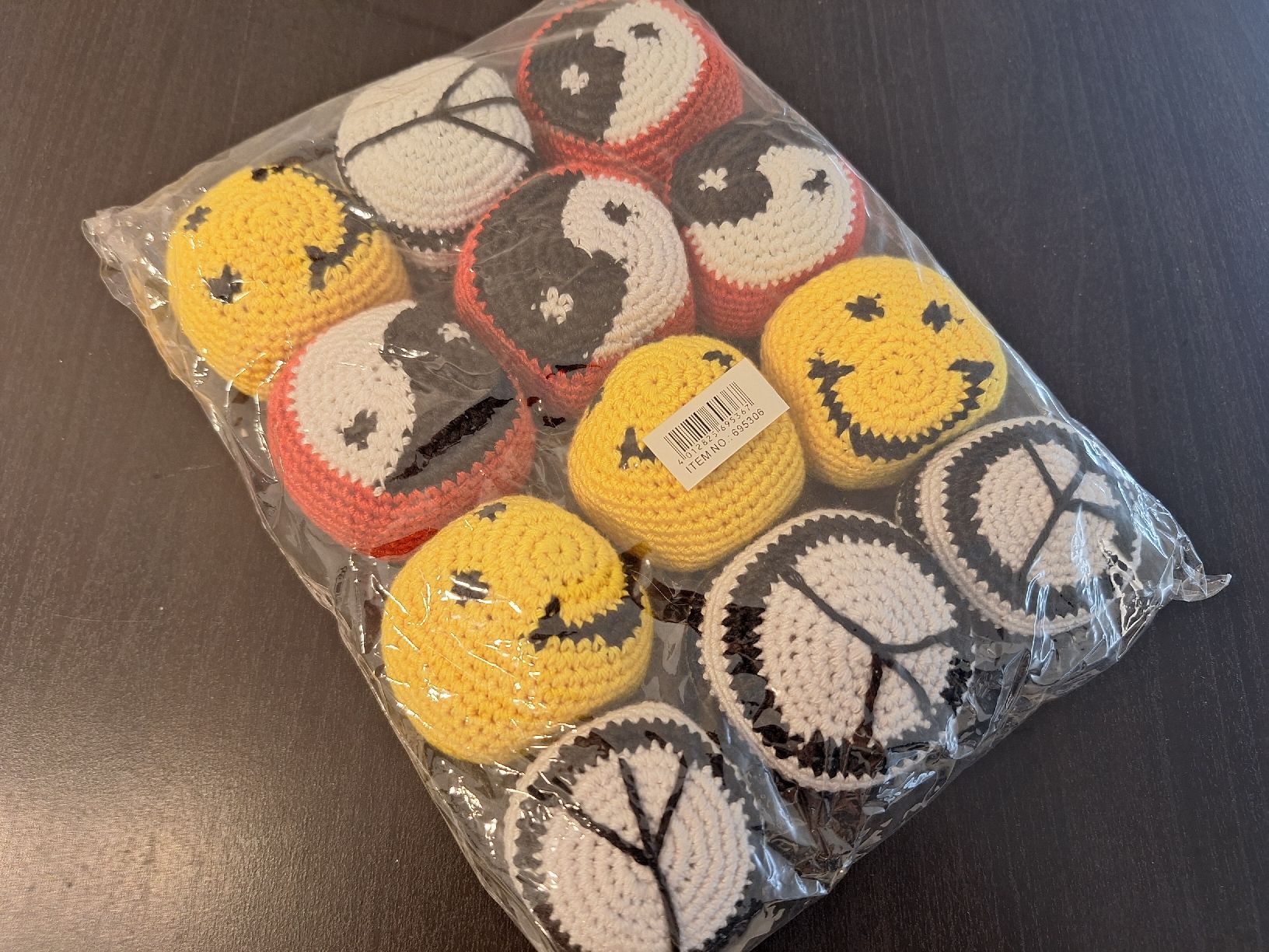 Jouets: Gehäkelte Kugeln Smiley  – Neuf avec emballage d'origine à Horw par lee_mml6 1