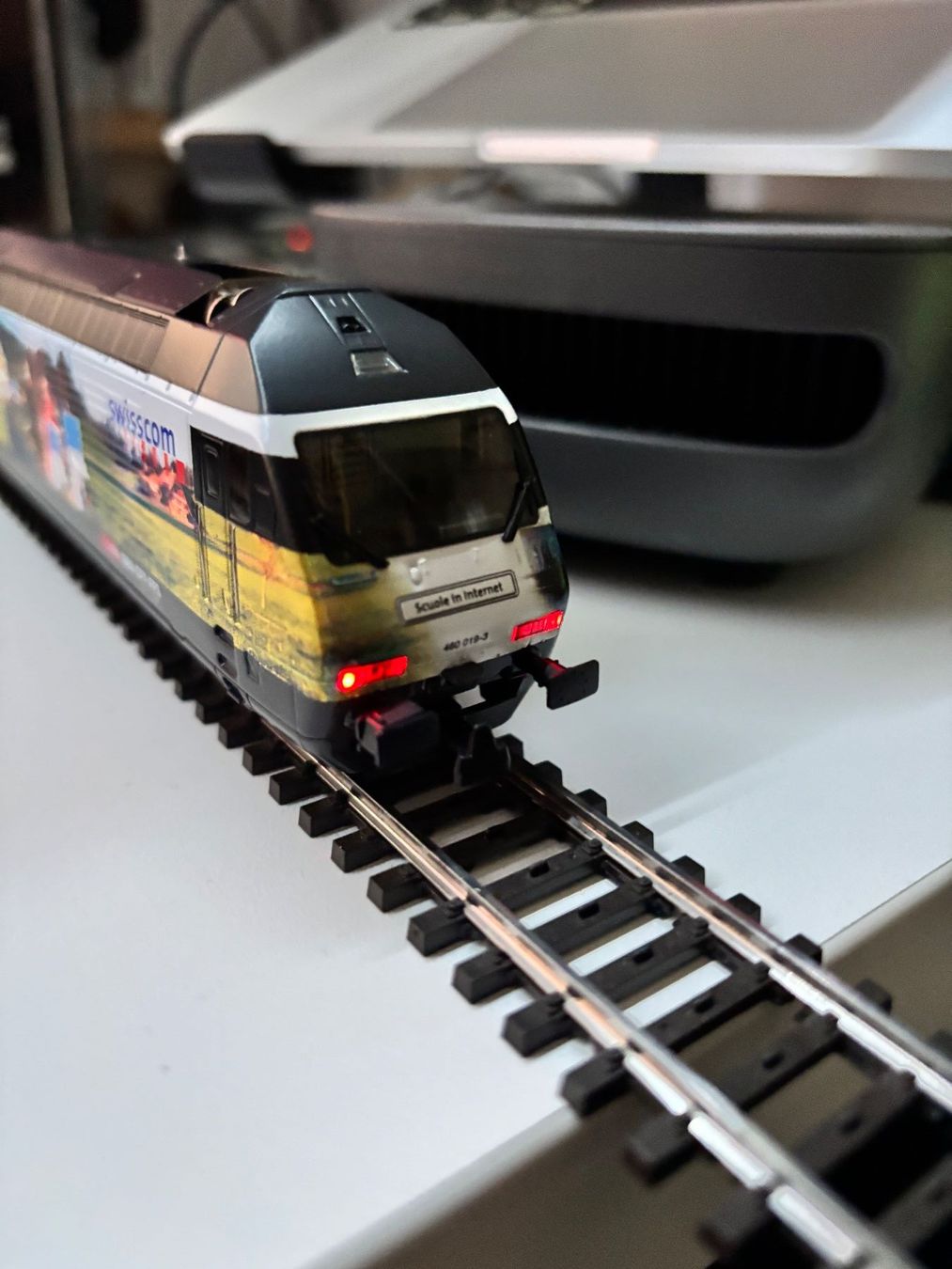 Hag Modellini di ferrovie: Hag Re460 Swisscom – Nuovo e nell'imballaggio originale da Rothenburg venduto da Vanzonk 7