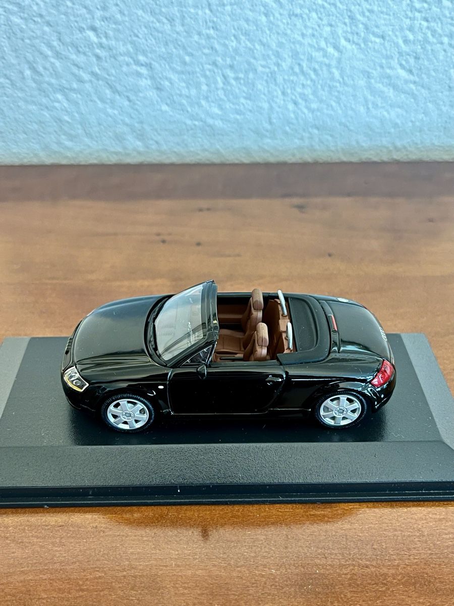 Minichamps Modellautos: Audi TT 1:43 Minichamps – Gebraucht aus etagnières von isoz01 1
